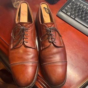 Dark brown Allen Edmonds Stockbridge, size 9